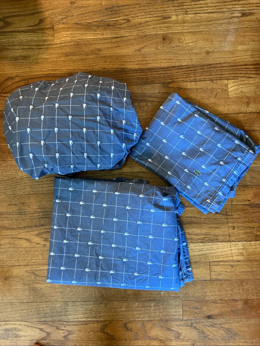 LACOSTE Blue with White Crocodile Design Twin Set 100 Cotton